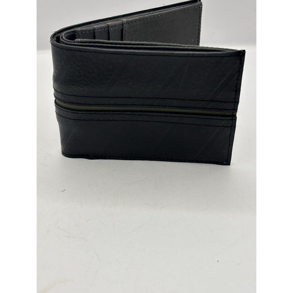Sak Saum For Freedom Black & Green Justice John Tire Bi Fold Wallet